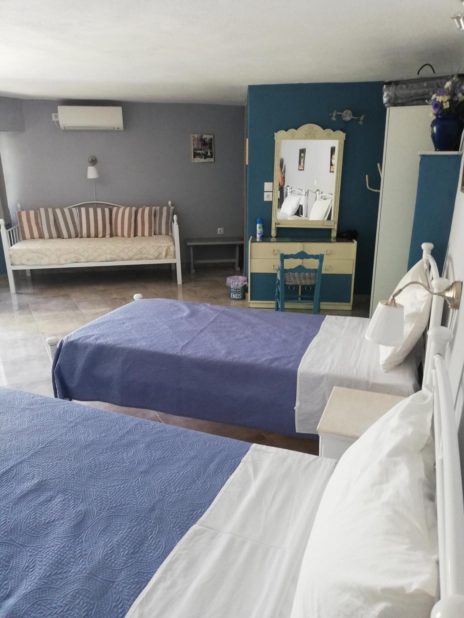 Castle By The Sea Villa Artemida  Room photo