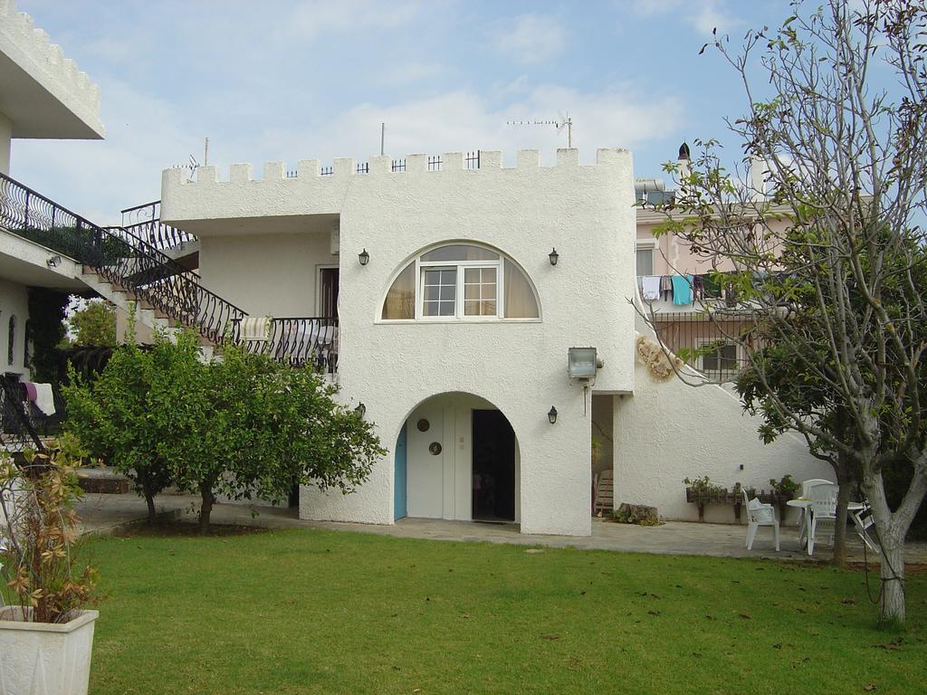 Castle By The Sea Villa Artemida  Exterior photo